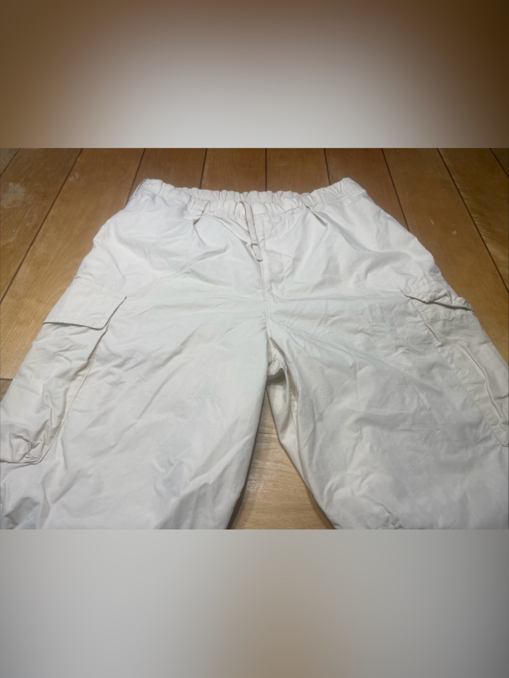 Uniqlo Cargo Pants Size Large Beige Wide Fit Parachute Barrel Nylon/Cotton EUC!!